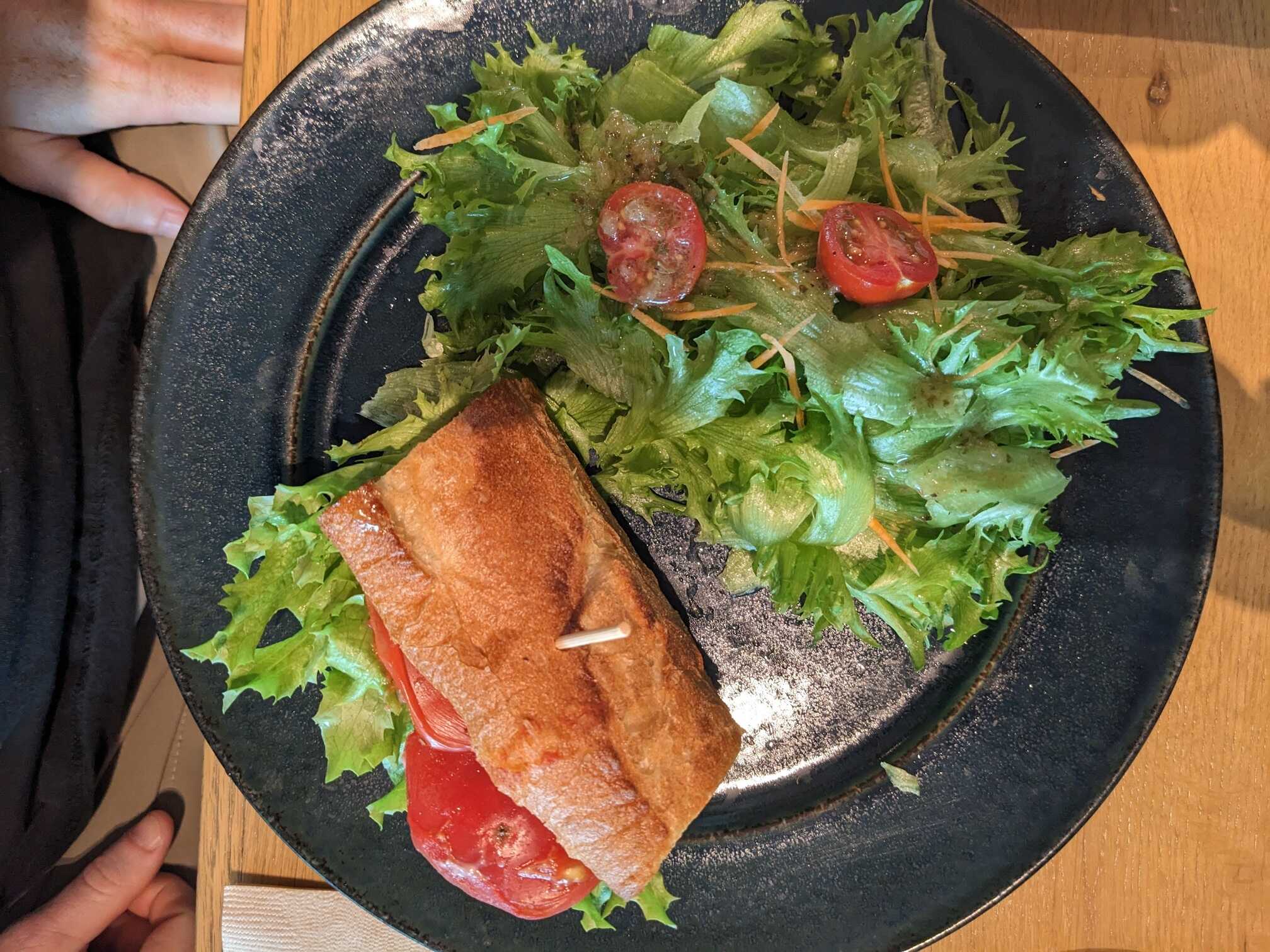 Caprese sandwich